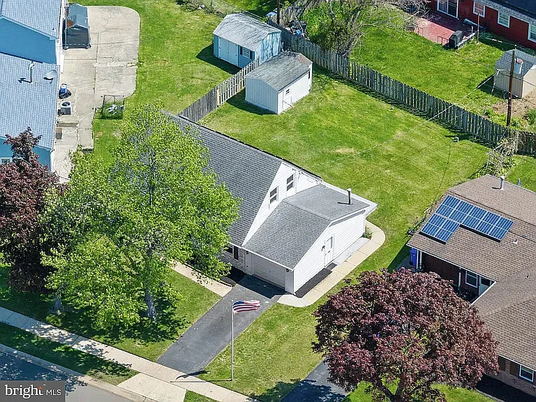 20 Huntington Ln — Photo 24