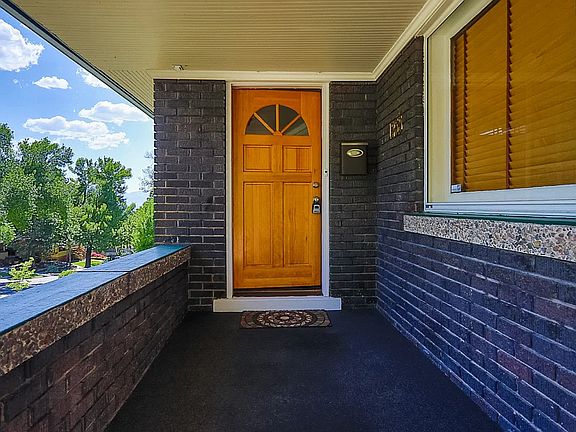 2nd image of 1235 E Laird Ave