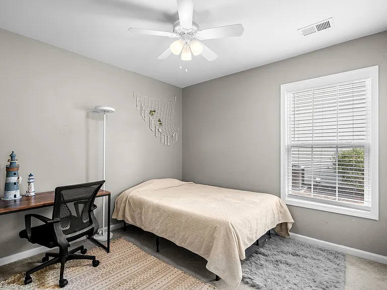 325 Vesta Dr — Photo 23