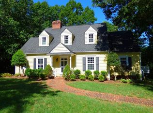 1745 8th Street Dr NW, Hickory, NC 28601