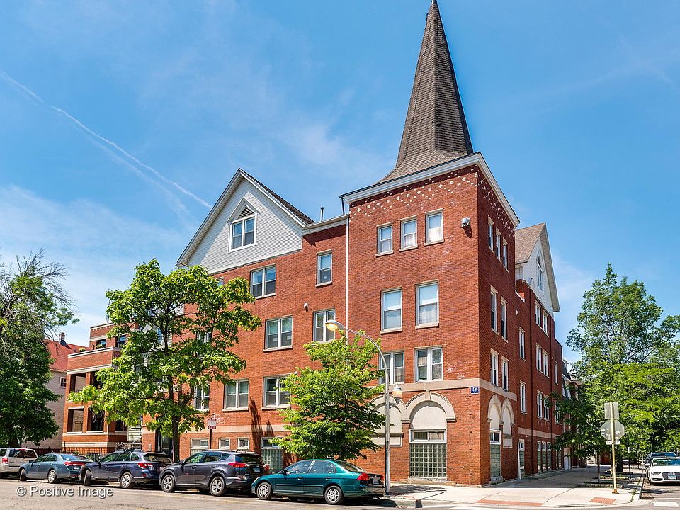 1st image of 3252 N Kenmore Ave APT 305