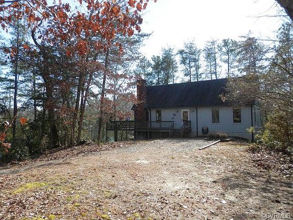 3rd image of 168 Forest Ln
