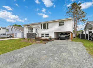 205 Montague Rd, Halifax, NS B2W3P6
