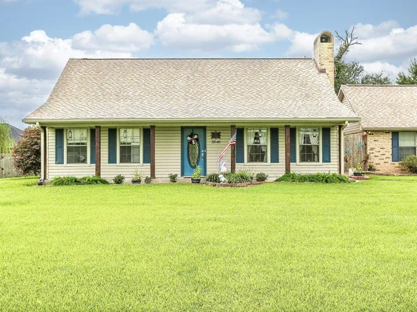 2040 Oak Leaf Forest Dr, Sulphur, LA 70665