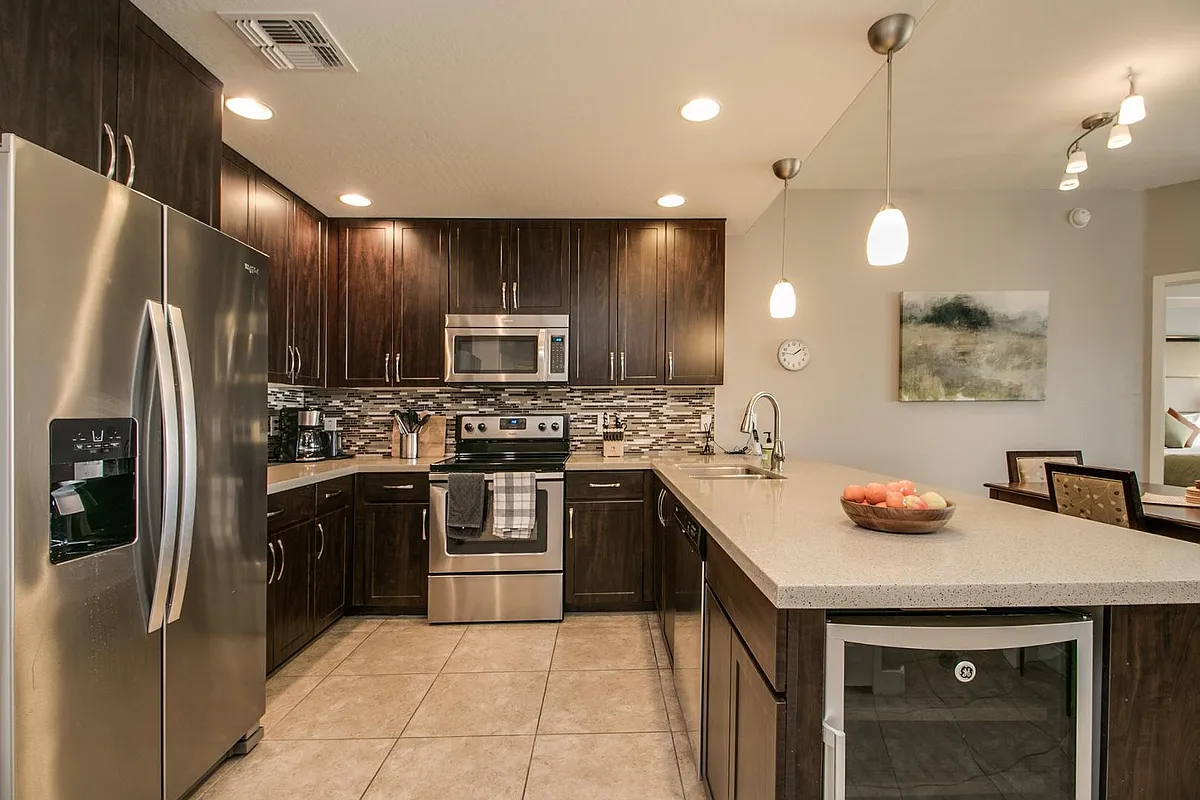 Building Photo - 5450 E Deer Valley Dr #4173