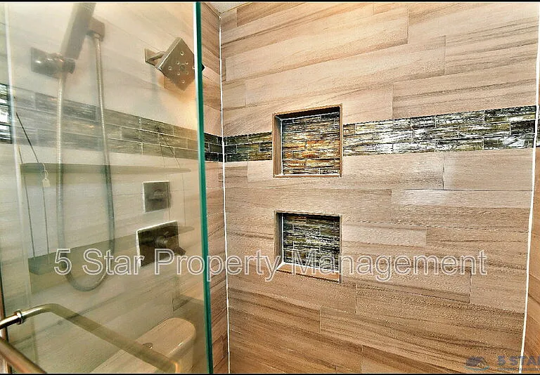 10117 Mercedes St — Photo 28