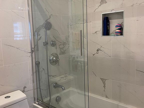 Bathroom2