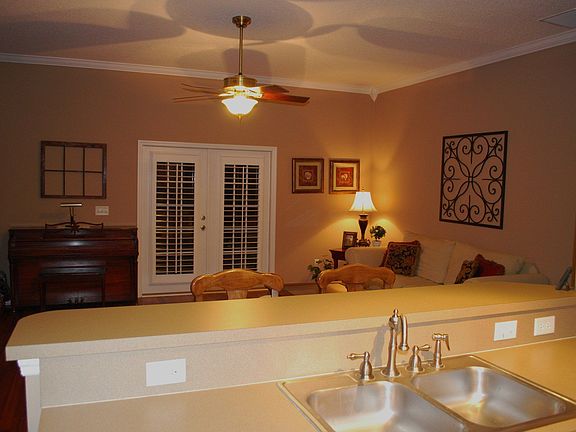 Kitchen / Family Room