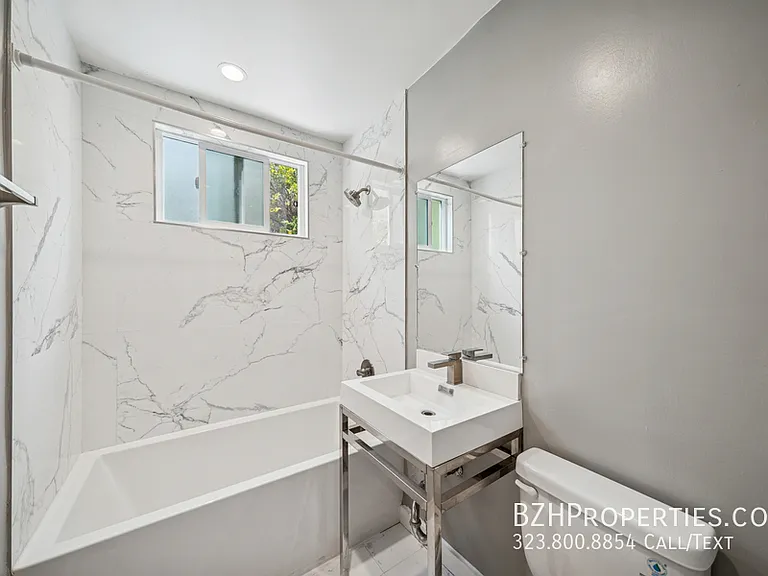 252 S New Hampshire Ave — Photo 7
