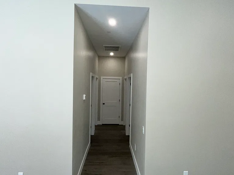 6724 Walnut Ave — Photo 10