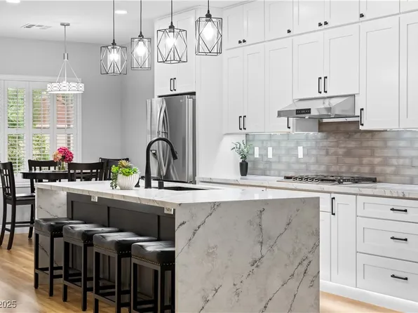 7209 Gran Paradiso Dr, Las Vegas, NV 89131