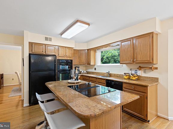 2nd image of 4008 Medford Dr