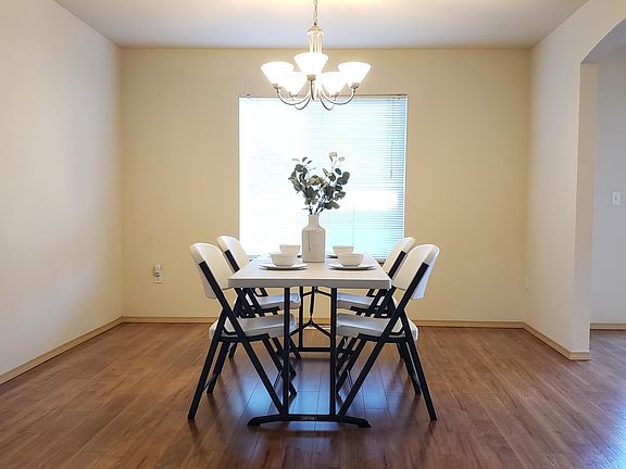 5th image of 15918 67th Avenue Ct E
