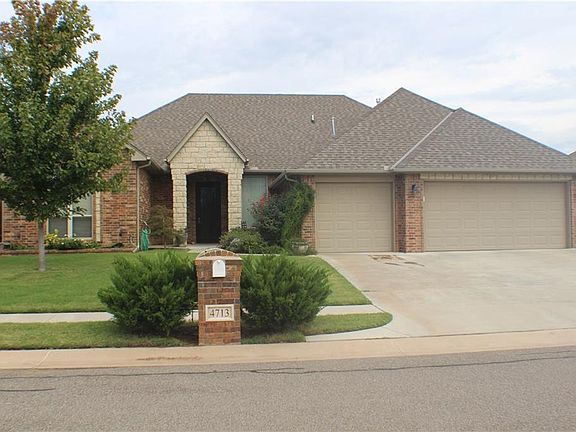 3rd image of 4713 SW 126th Pl