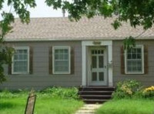 920 Sheridan St, Salina, KS 67401