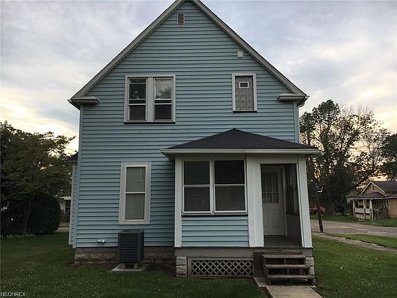 2nd image of 423 Cherry Ave