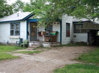 200 Martin Ave, Mena, AR 71953