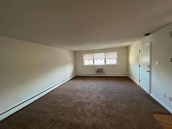 4th image of 119 W Baltimore Ave APT 4D