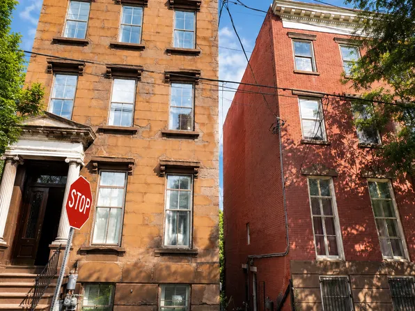 49 Ten Broeck St, Albany, NY