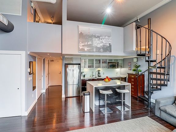 2nd image of 575 6th Ave Unit 202