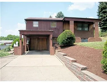 121 Dorman Dr photo 1