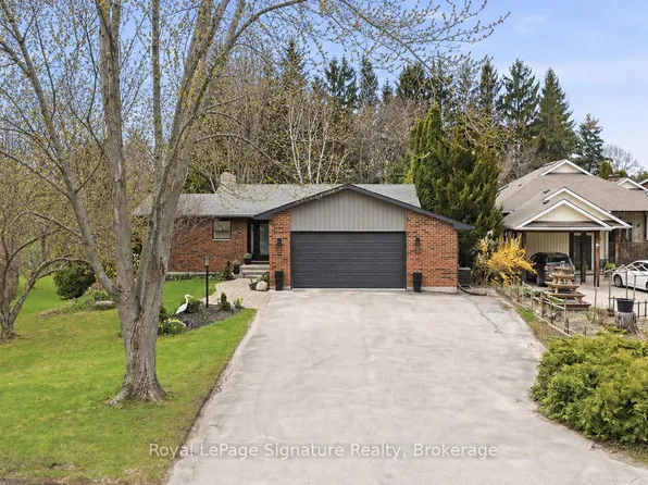 98 Moore Cres, The Blue Mountains, ON N0H 2P0