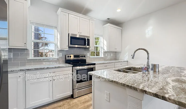 4323 Pinter Ln — Photo 13
