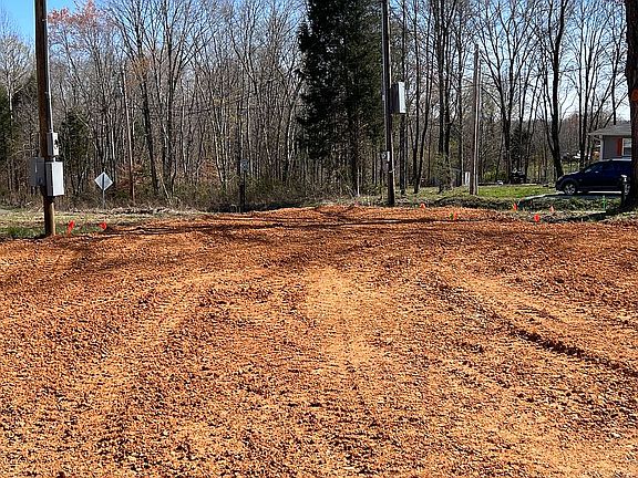 11 loads of Chert 