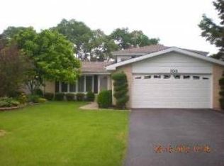 103 N Westgate Rd, Mount Prospect, IL 60056