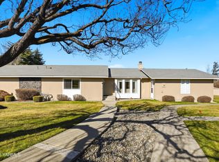 3004 Ditter Dr, Yakima, WA 98902