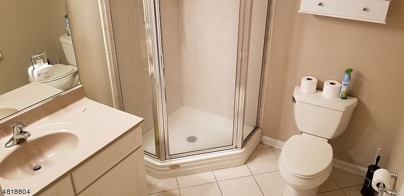2nd image of 750 Green Ln