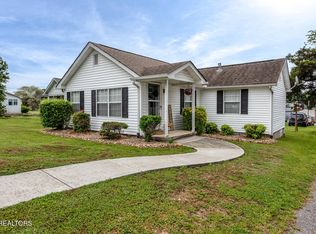 1002 E 1st Ave, Lenoir City, TN 37771