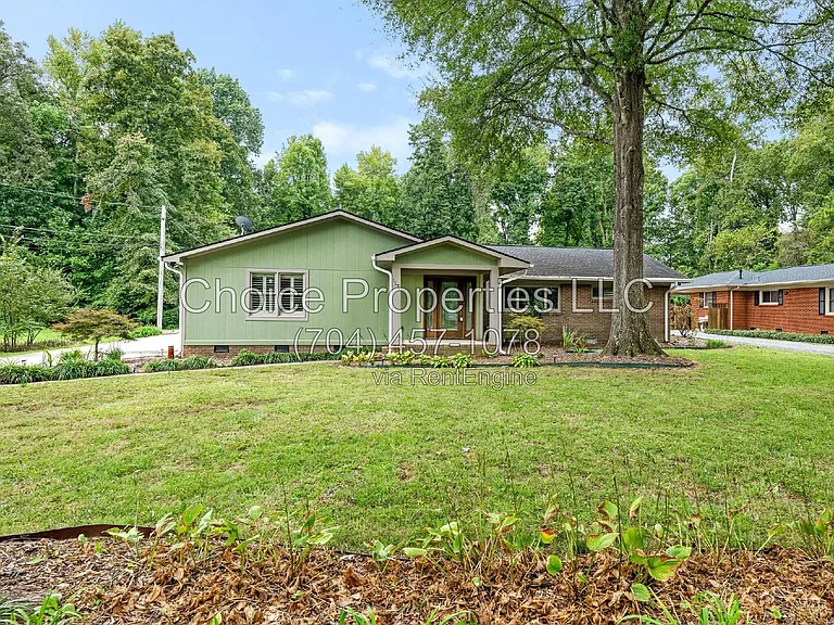 1174 Robinhood Cir — Photo 1