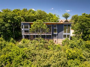 87 Tiger Paw Ln, Sapphire, NC 28774