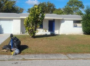 5305 Hawk Dr, Holiday, FL 34690