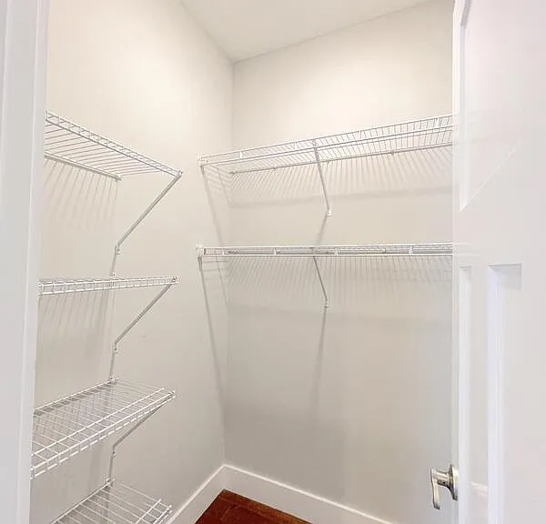 72 Leyland Cir — Photo 13