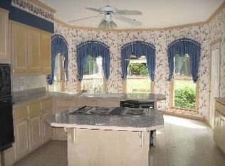 230 Ashford Cir, Lagrange, GA 30240