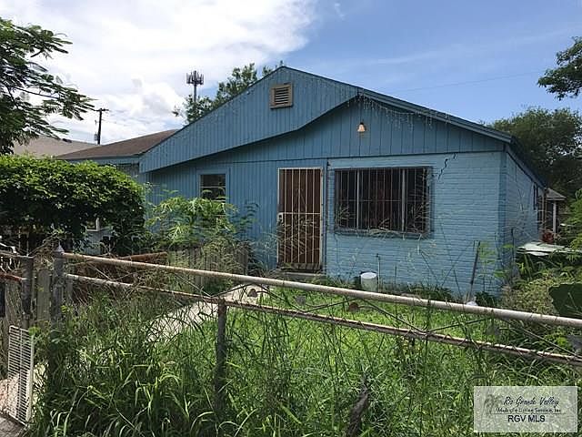 1st image of 3425 E 29th St