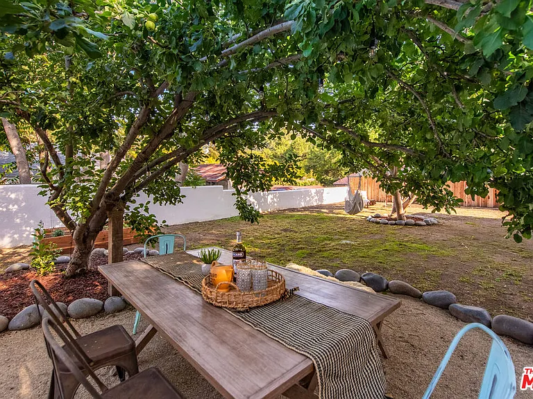 1362 Old Topanga Canyon Rd — Photo 35