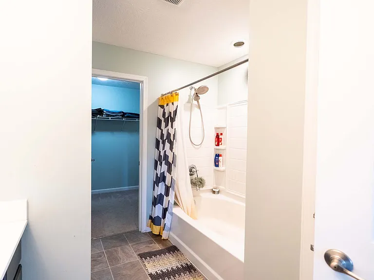 6106 Brandon Dr — Photo 9