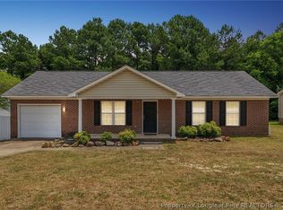 2033 Ashton Rd, Fayetteville, NC 28304