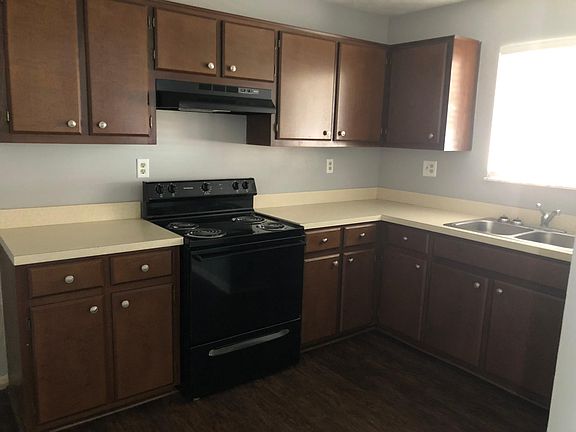4th image of 135 Virginia Ave APT 2