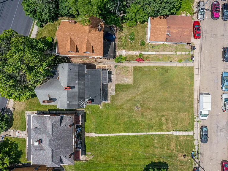 1025 Brownsville Rd #4 — Photo 10