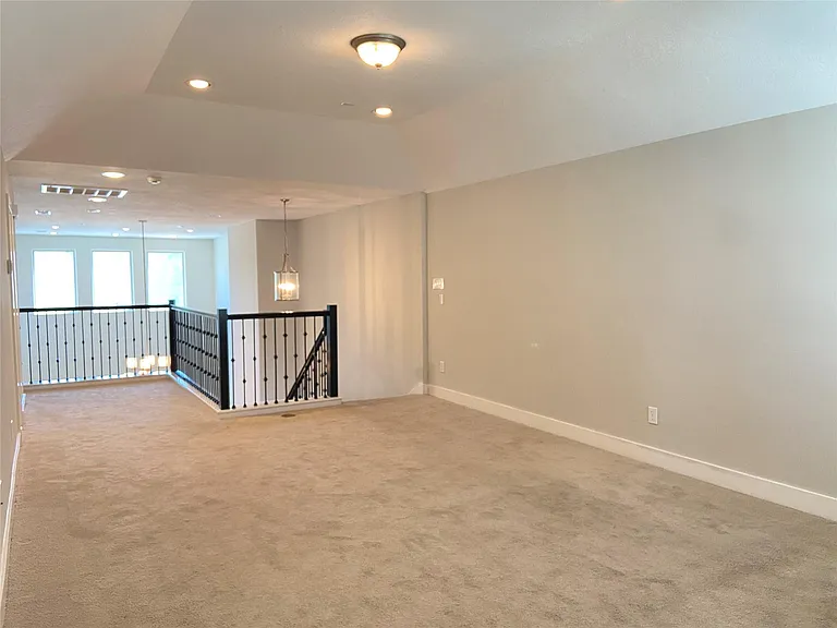 13409 Preston Cliff Ct — Photo 21