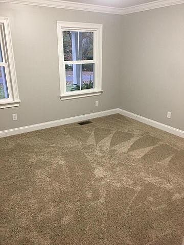 2nd image of 1305 Poplar Rd