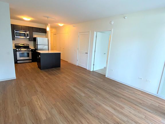 2nd image of 349 E Wacker Dr #2503