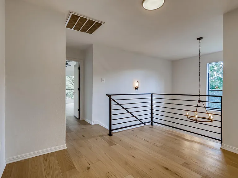 107 Long Wood Ave — Photo 12