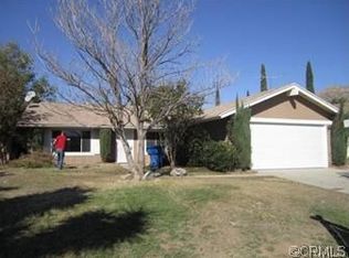 1041 Athena Ct, Riverside, CA 92507