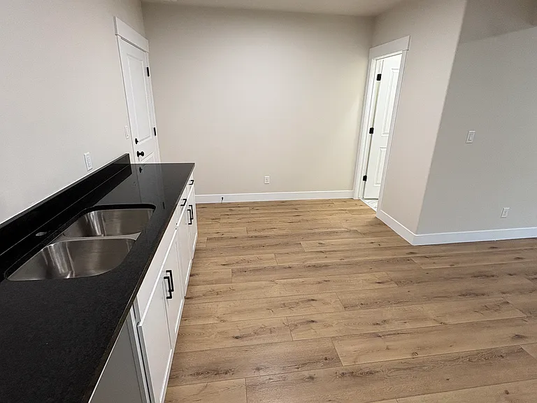 5472 N Orville St #B — Photo 13
