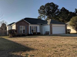 204 Castle Pines Dr, Bonaire, GA 31005